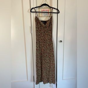 Réalisation Par THE ALBA dress in Dahlia